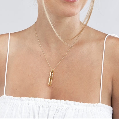 14KT Pinched Link Pendant